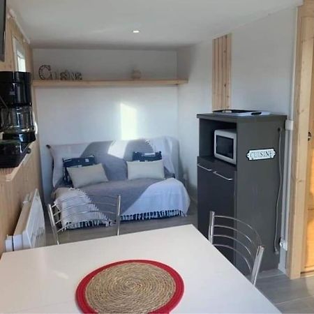 Logement - Les Épesses Zewnętrze zdjęcie