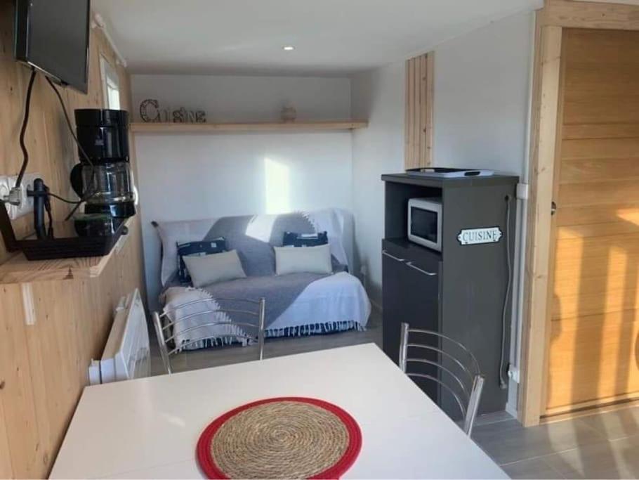 Logement - Les Épesses Zewnętrze zdjęcie